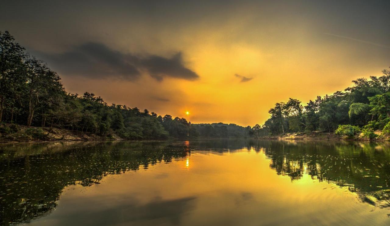 Quiet By The River- Cgh Earth Thodakayam Esterno foto